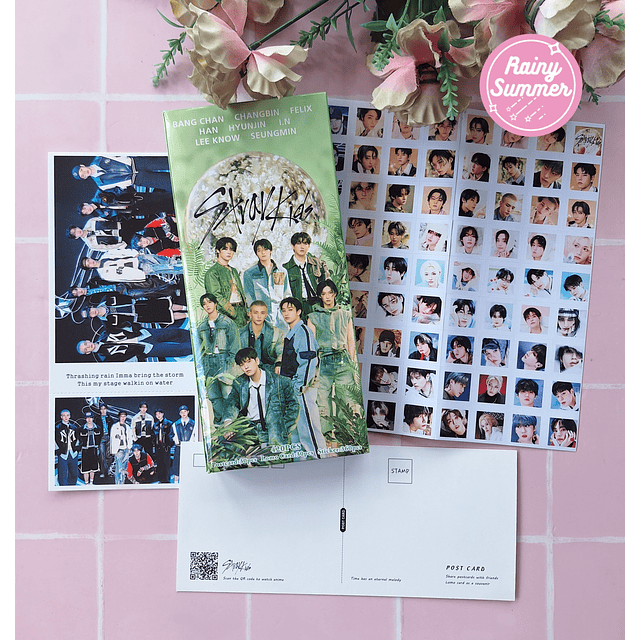 STRAY KIDS - SET POSTALES (HOLLOW & GIANT)