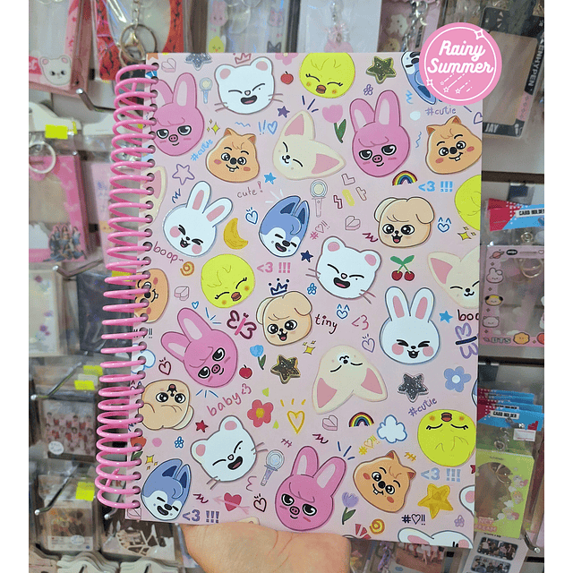STRAY KIDS - CUADERNO UNIVERSITARIO DE 3 MATERIAS SKZOO 
