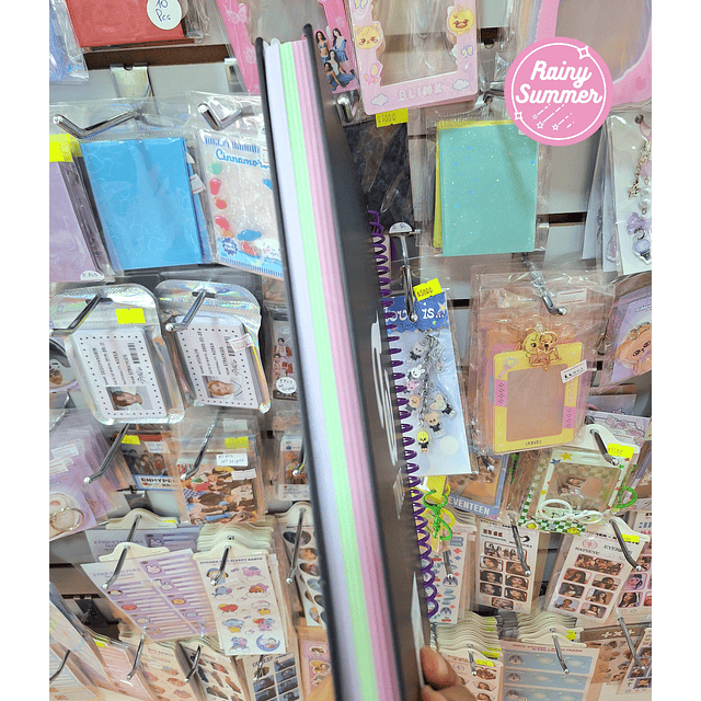 TWICE - CUADERNO  DE 3 MATERIAS