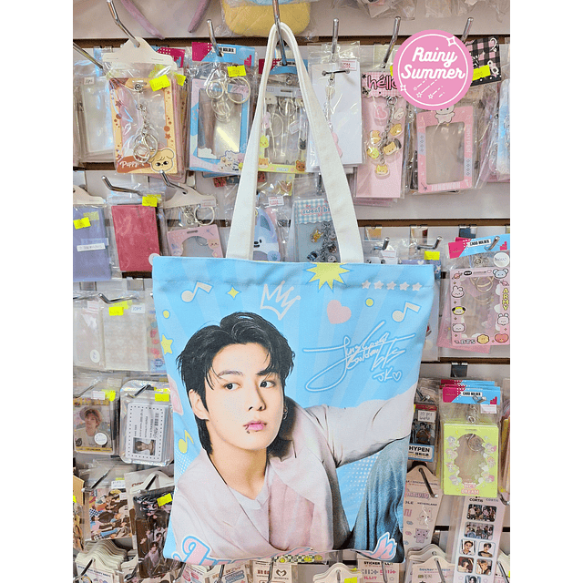 BTS JUNGKOOK - TOTEBAG CON CIERRE