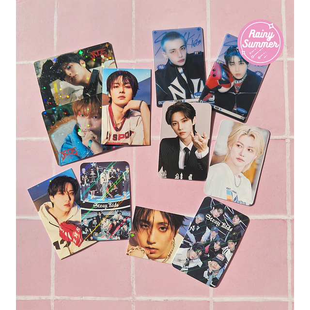 STRAY KIDS - SET DE PAPELERÍA