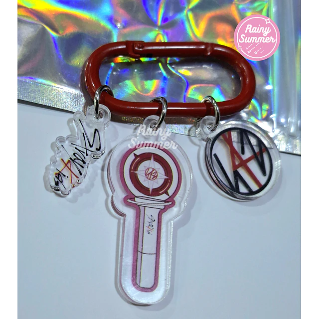 STRAY KIDS - KEYCHAIN (MOSQUETÓN)