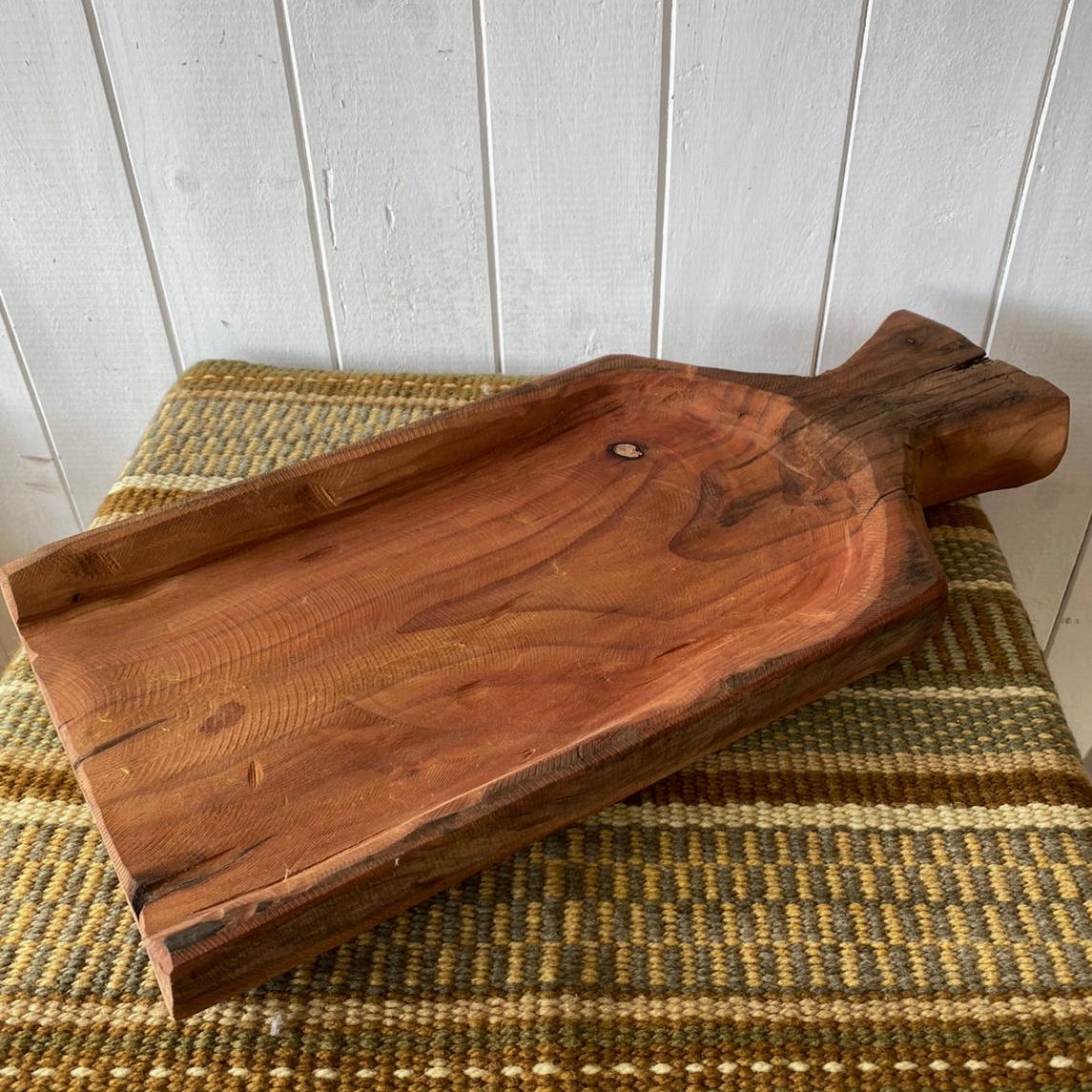 Tabla de madera nativa rústica artesanal