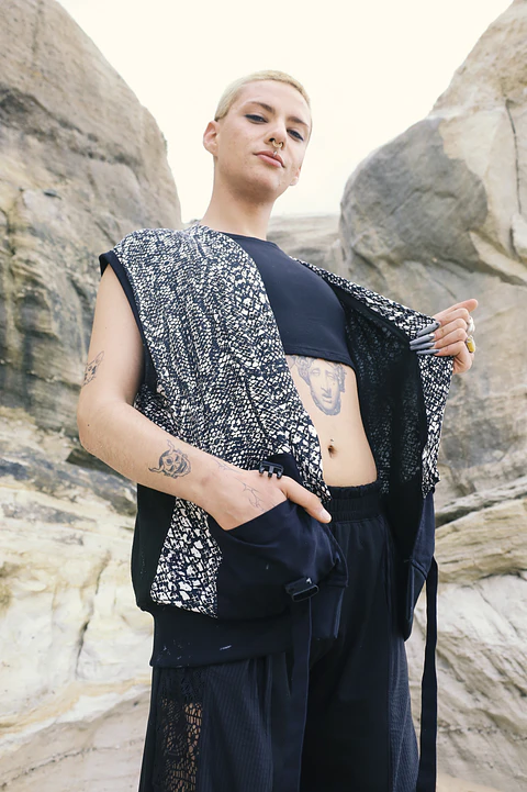 KUMO VEST Snake Fance