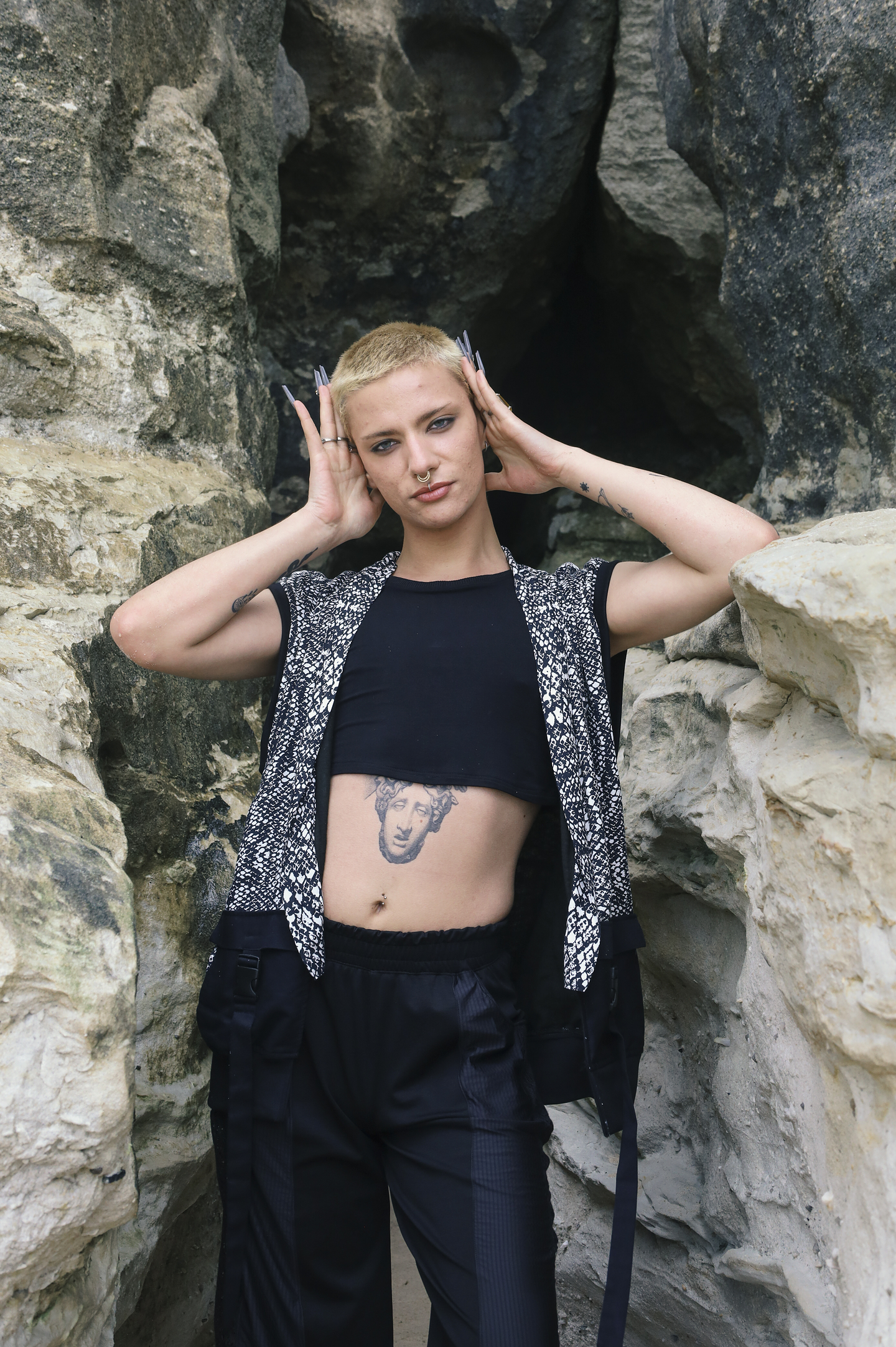 KUMO VEST Snake Fance 2