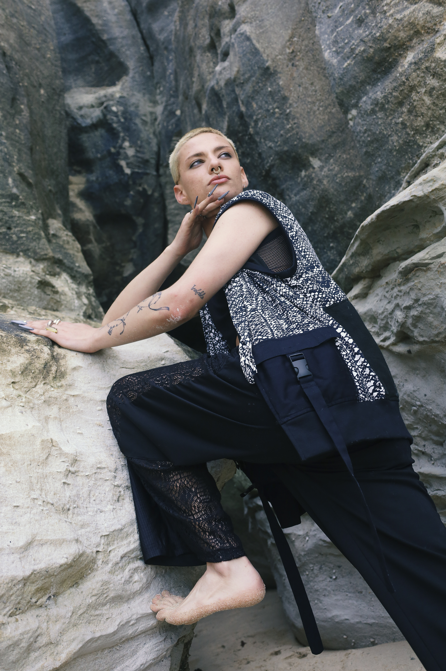 KUMO VEST Snake Fance 3