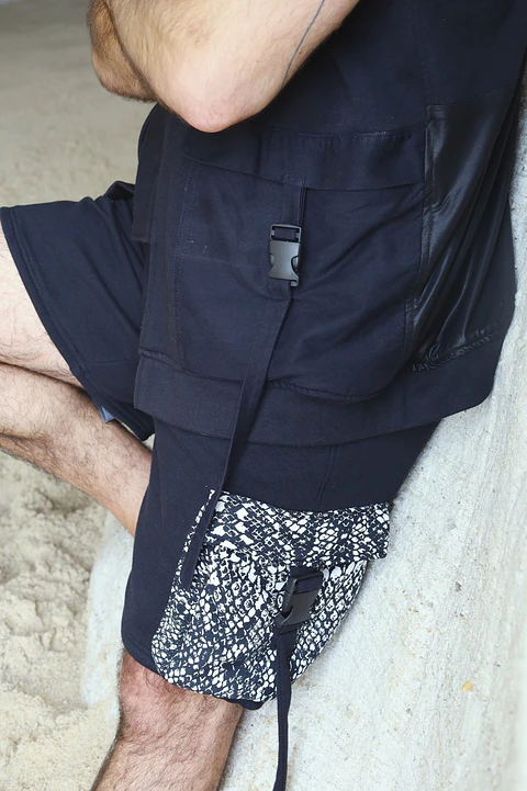 SURVIVER CARGO SHORTS Snake Fance