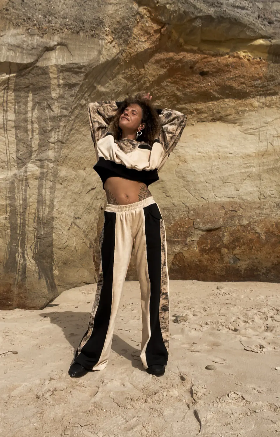 CROP CHEETAH HOODIE  6