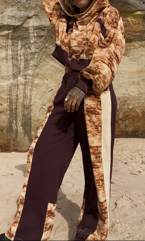 LION PANTS 