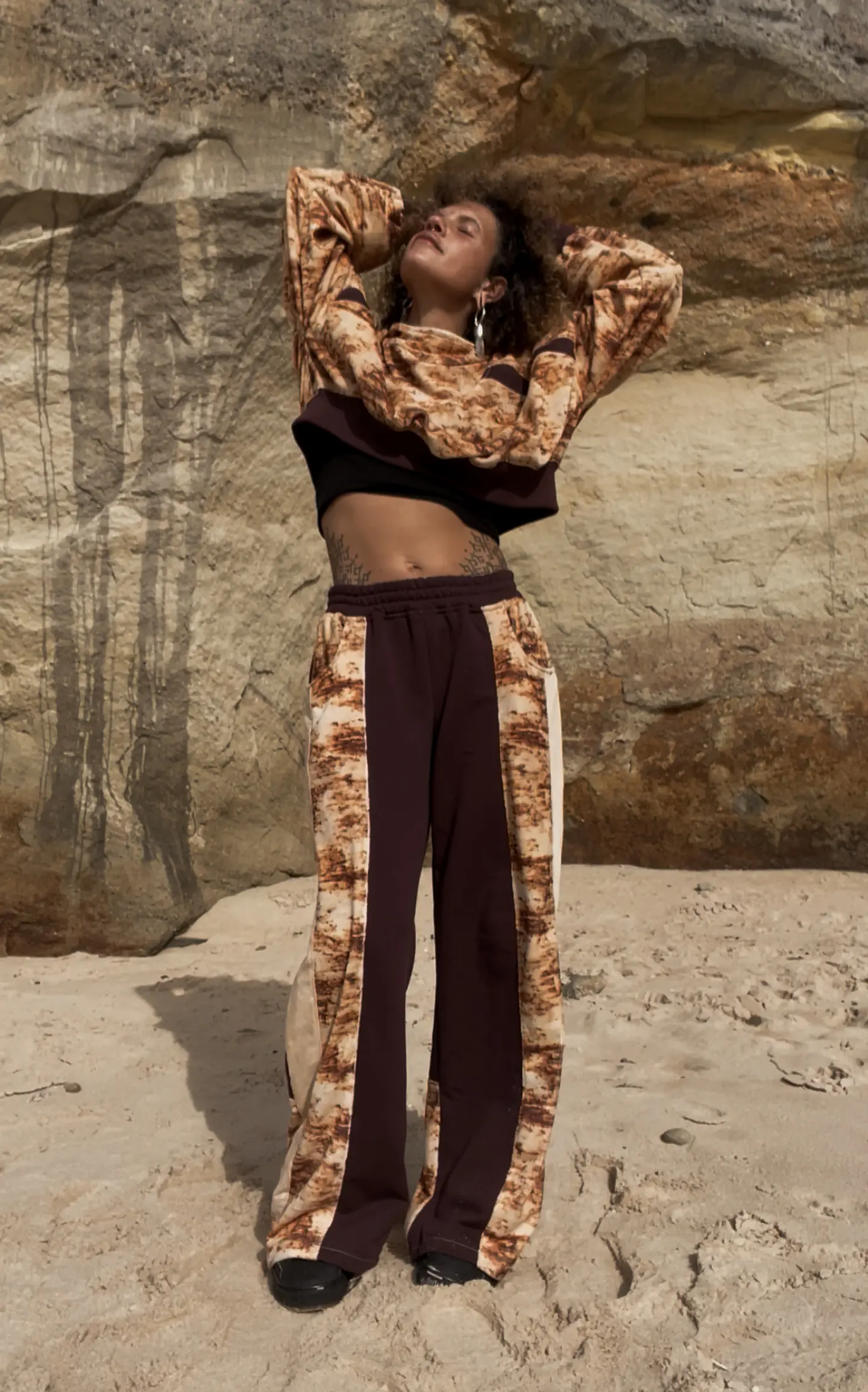 CROP CHEETAH HOODIE  2