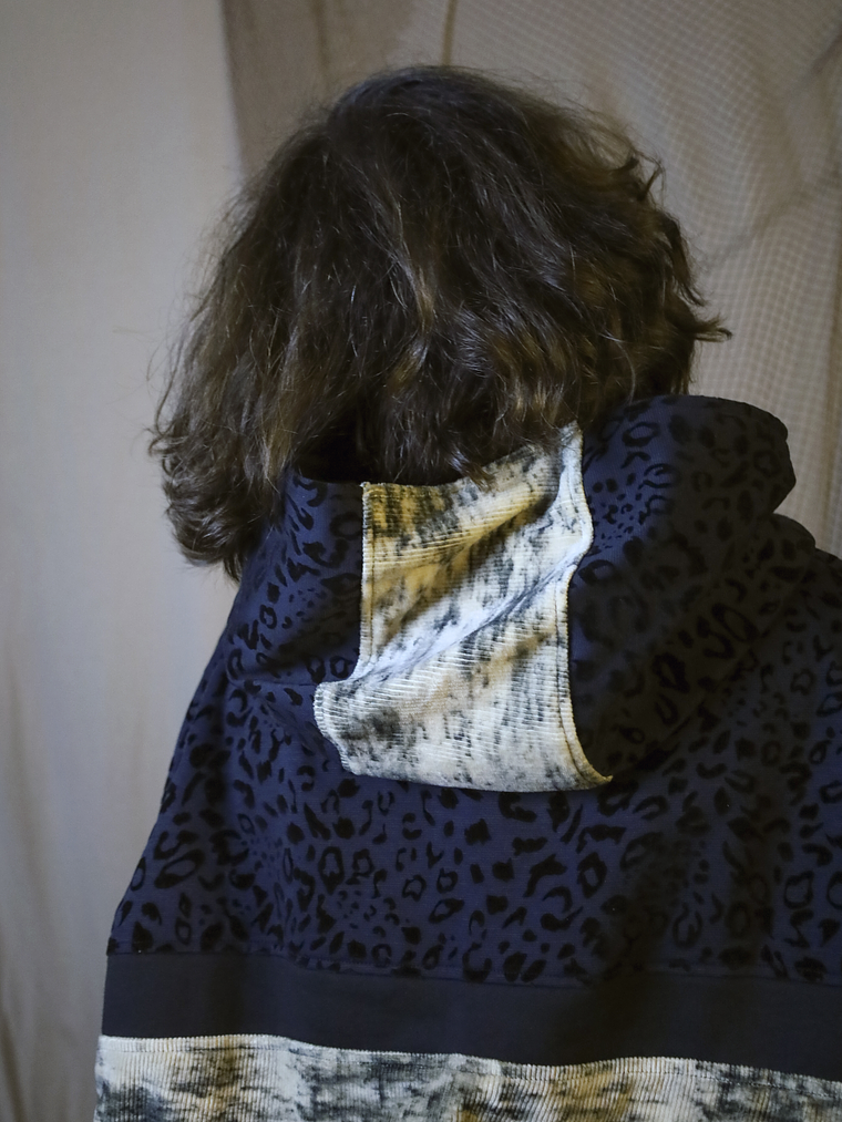 CHETAH HOODIE CROP 3