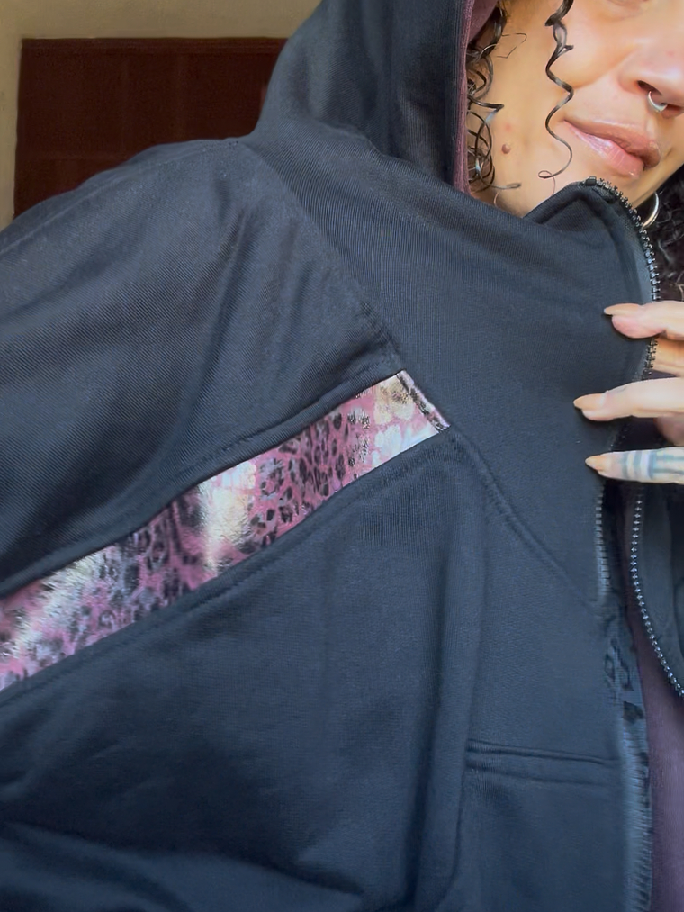 PANTHERA BOMBER CROP 3