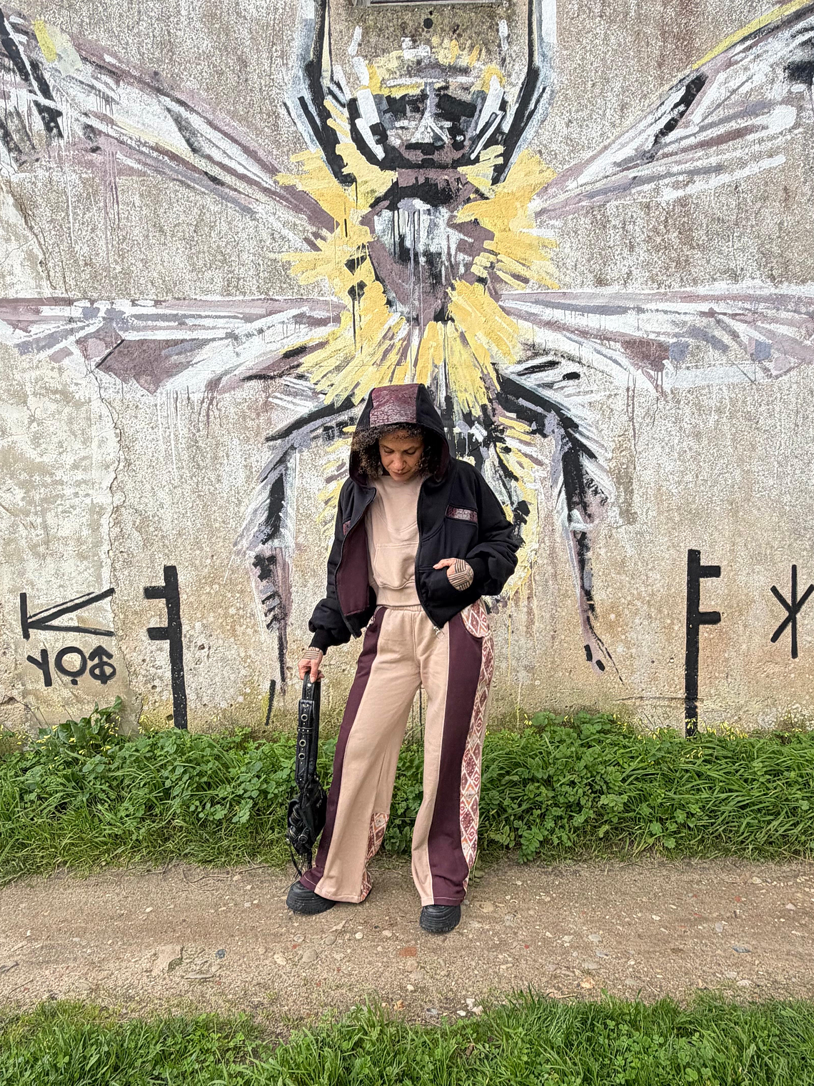 PANTHERA BOMBER CROP 8