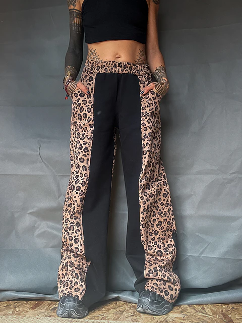 Lion Pants 