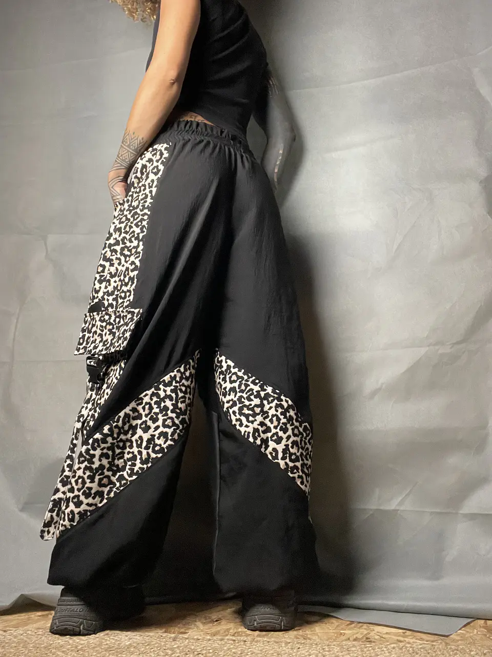 ROAM Cargo Pants 4