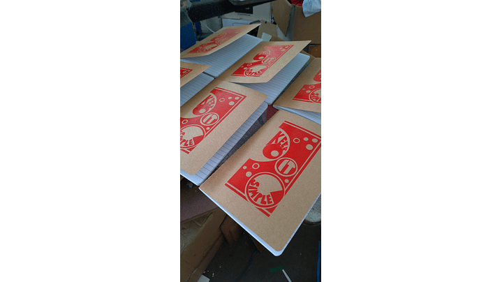 Caderno com serigrafia 