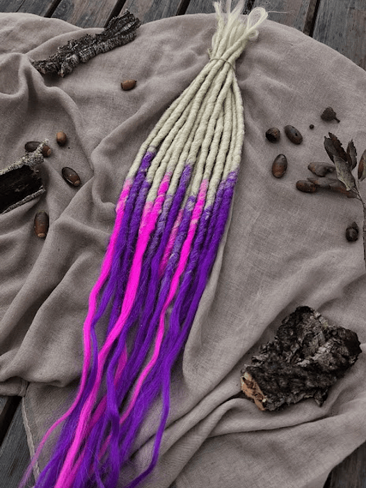 SET BLONDE, PURPLE & PINK