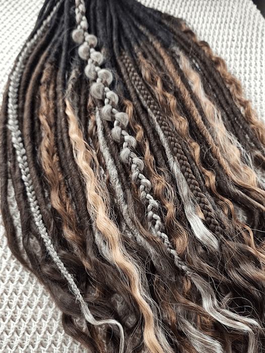 SET MIX BRAIDS AND CURLY DREADS 1