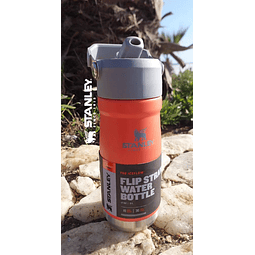 BOTELLA DE HIDRATACION CON BOMBILLA FLIP STRAW STANLEY CORAL 500ML 