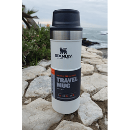 TRAVEL MUG STANLEY BLANCO 473ML