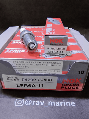 Bujía LFR6A-11 original YAMAHA 