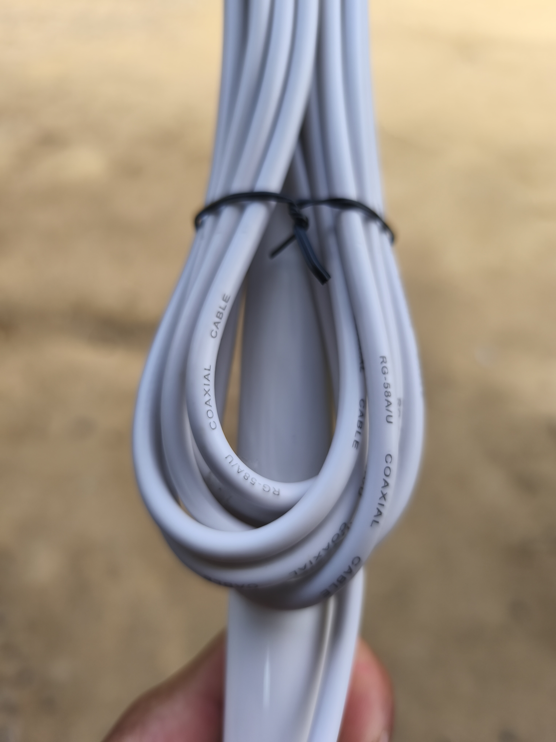 ANTENA VHF 6DB 60W  3