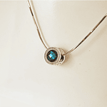 cadena fulgor verde divina