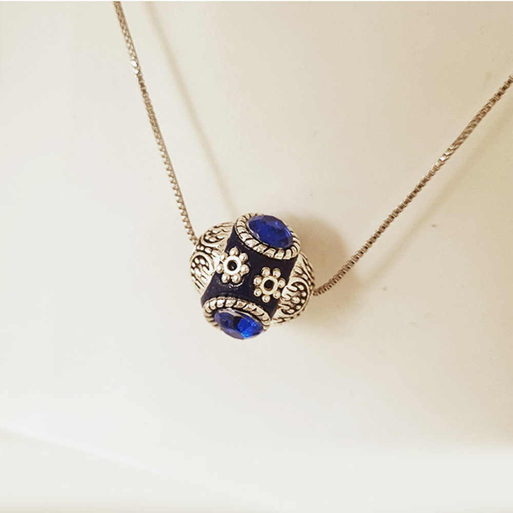 cadena esfera turca divina