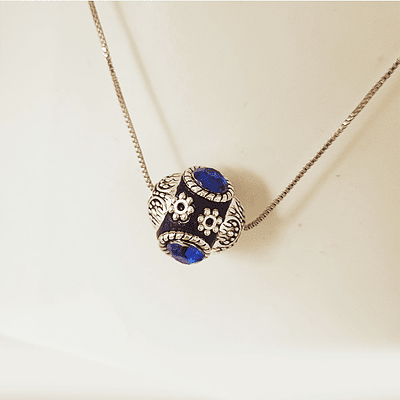 cadena esfera turca divina