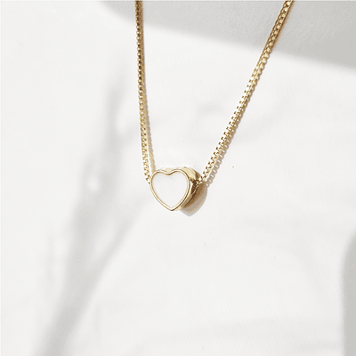 cadena corazon esmalte blanco