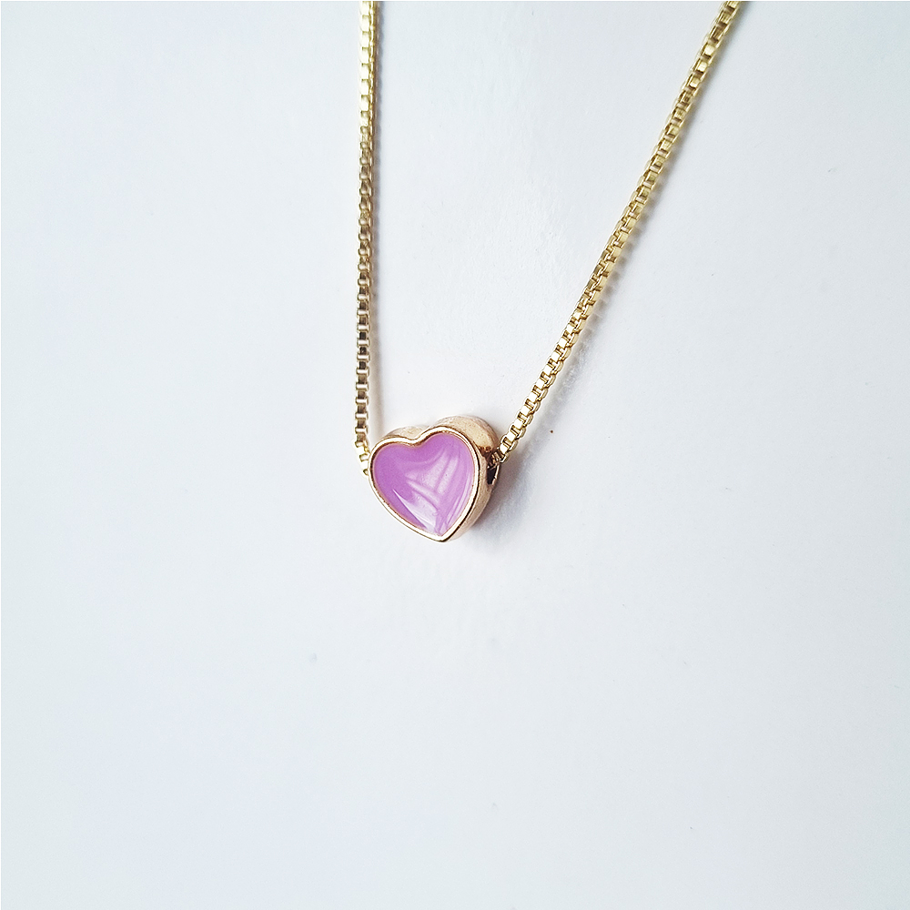 cadena corazon esmalte morado