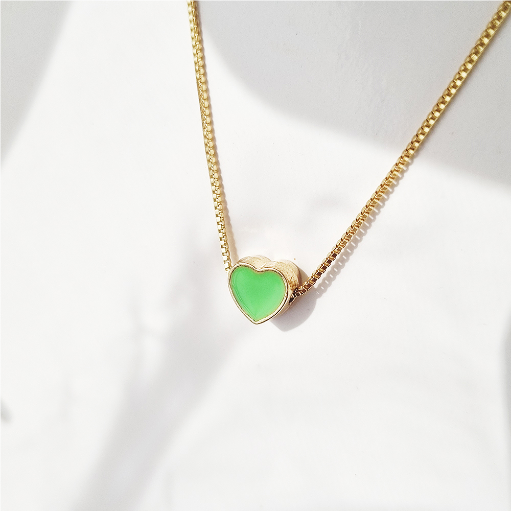 cadena corazon esmalte verde