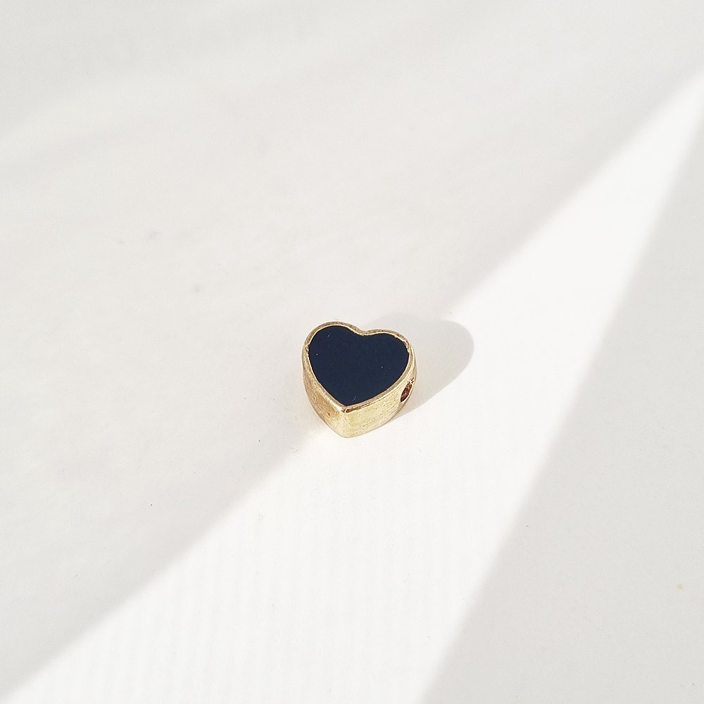 dije corazon solitaire negro