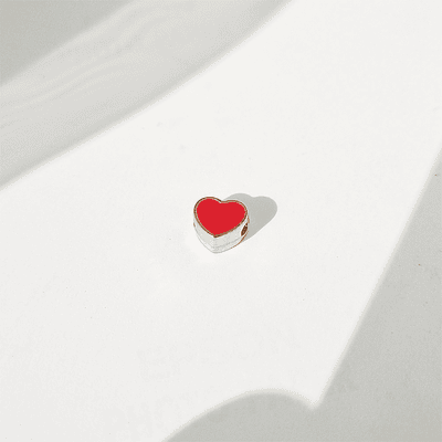 dije corazon solitaire rojo