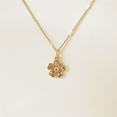 cadena dije flor brillante