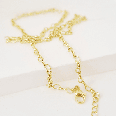 collar corazones dorado