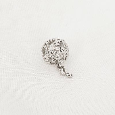 CHARM PANDOR MUSICA PLATEADA