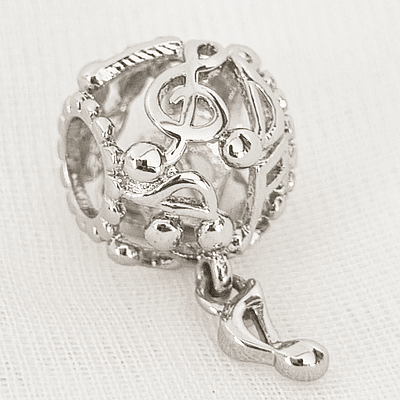 CHARM PANDOR MUSICA PLATEADA