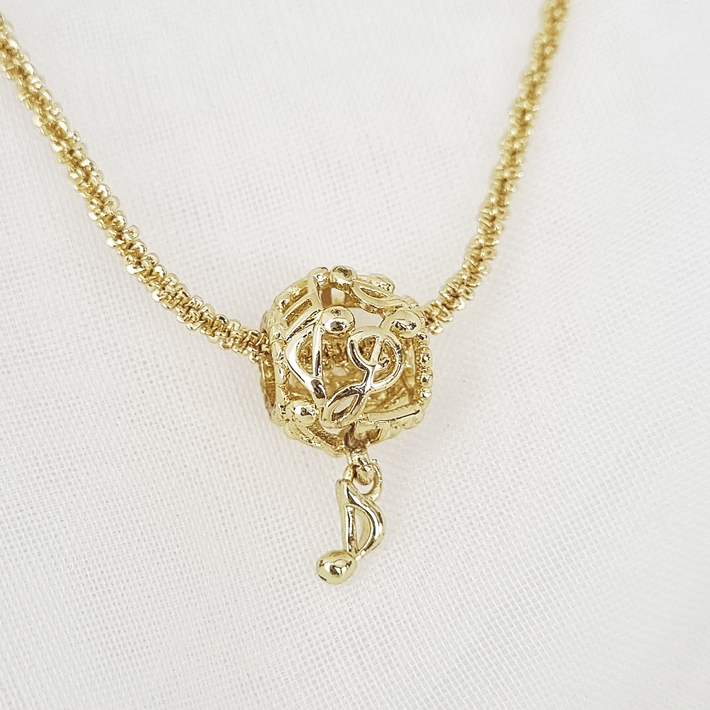 COLLAR PANDOR MUSICA DORADA