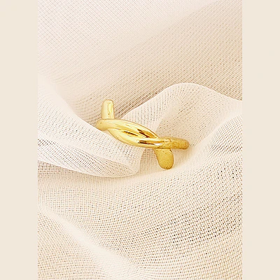 ANILLO CRUZADO DORADO