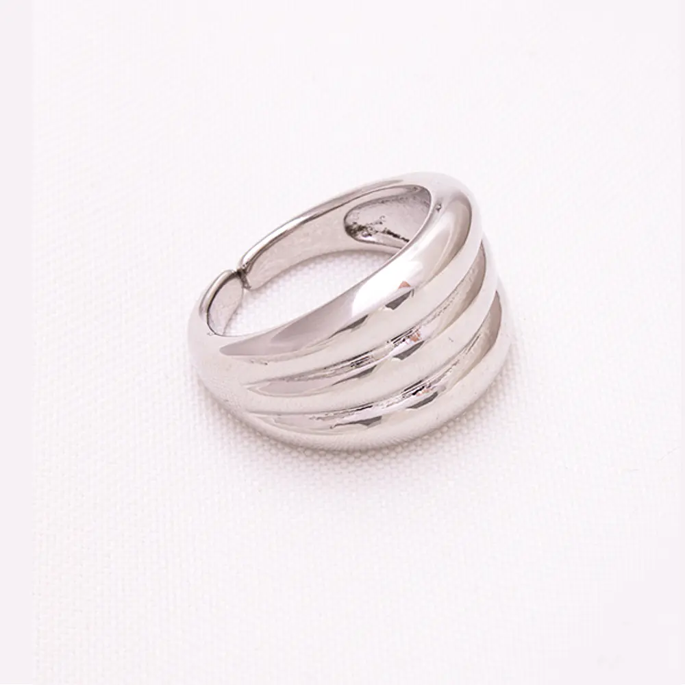 ANILLO OLAS PLATEADAS