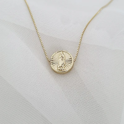 CADENA VIRGEN MEDALLA DORADA