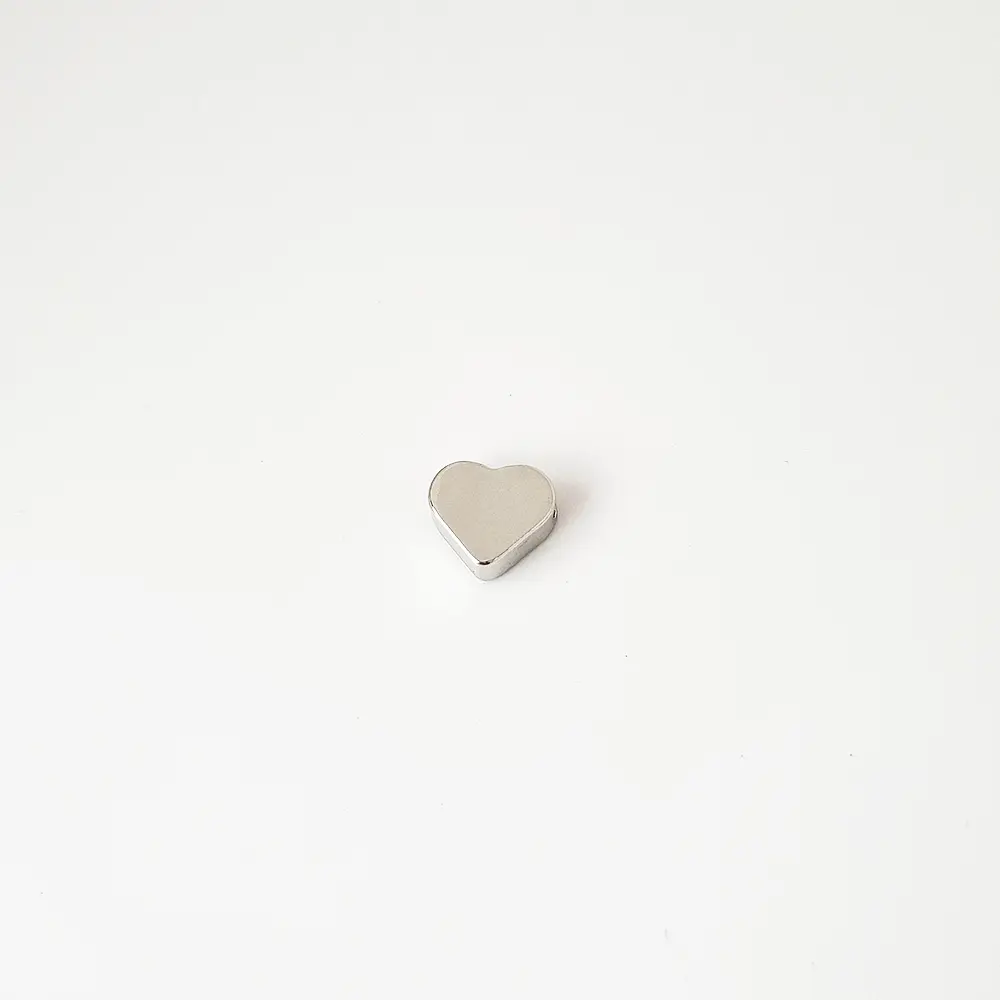 DIJE CORAZON SOLITAIRE PLATEADO