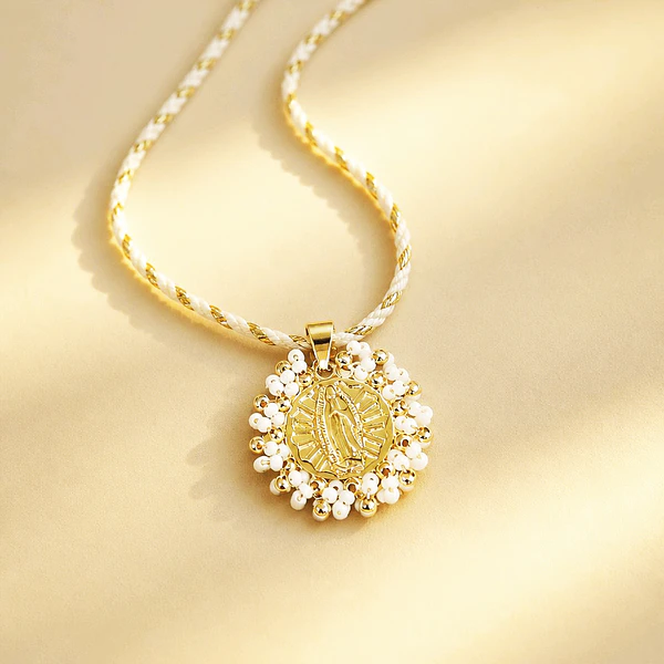 CADENA VIRGEN GUADALUPE MOSTACILLA BLANCA