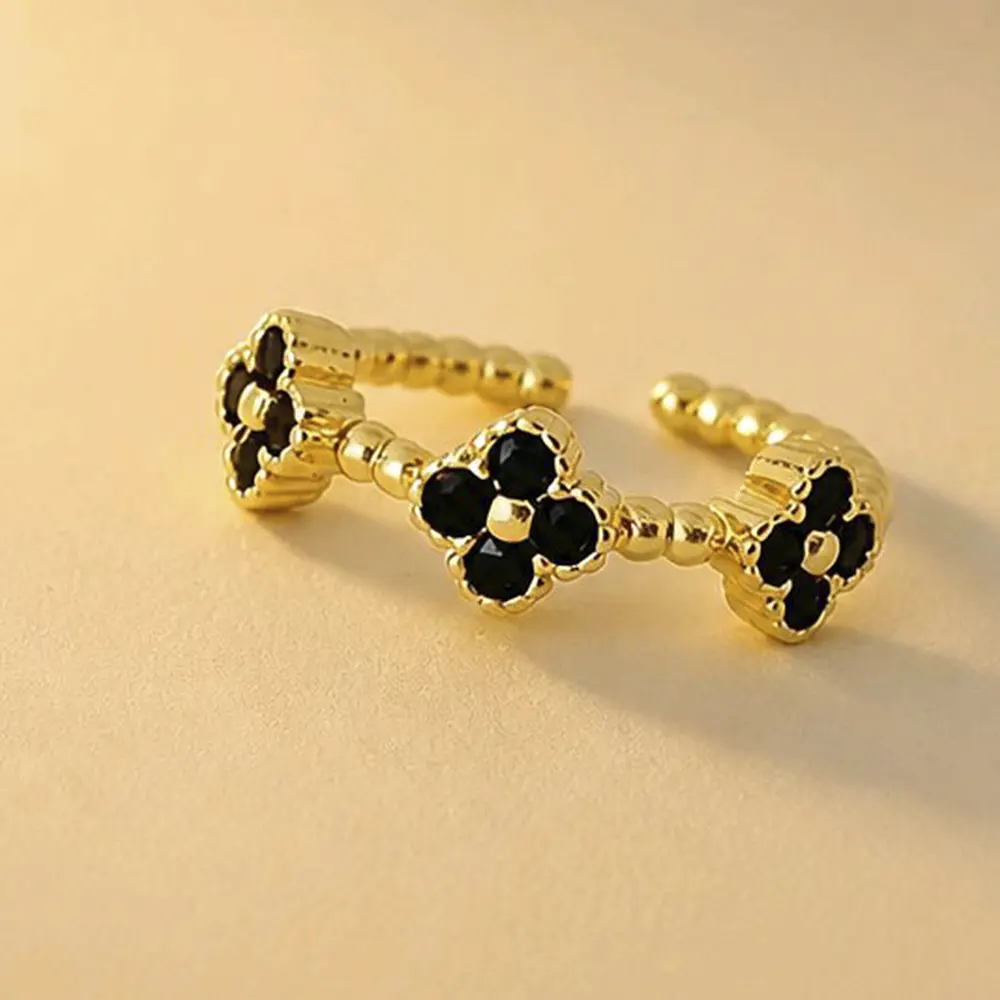 ANILLO TREBOLES NEGROS DIVINA