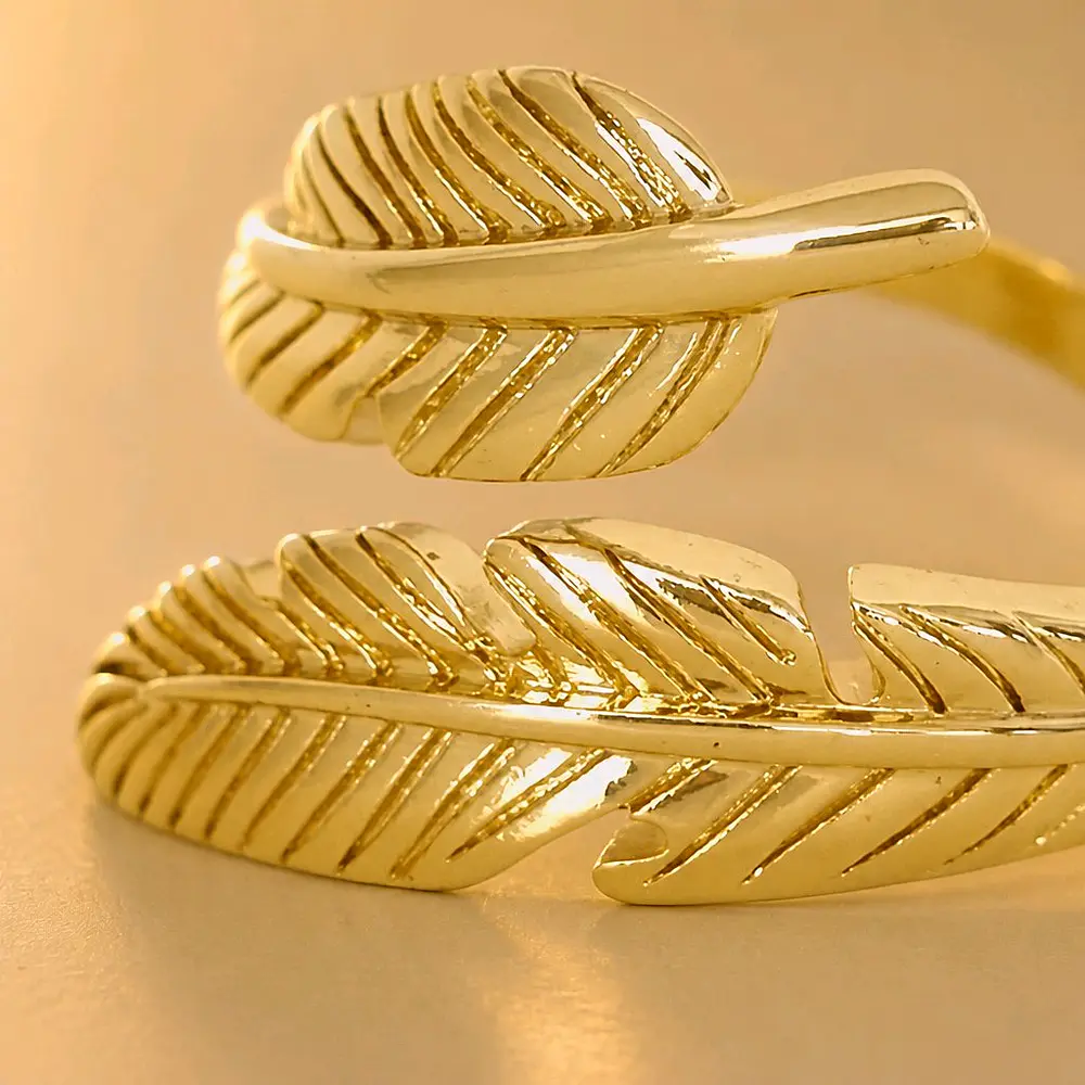 ANILLO HOJA DORADA