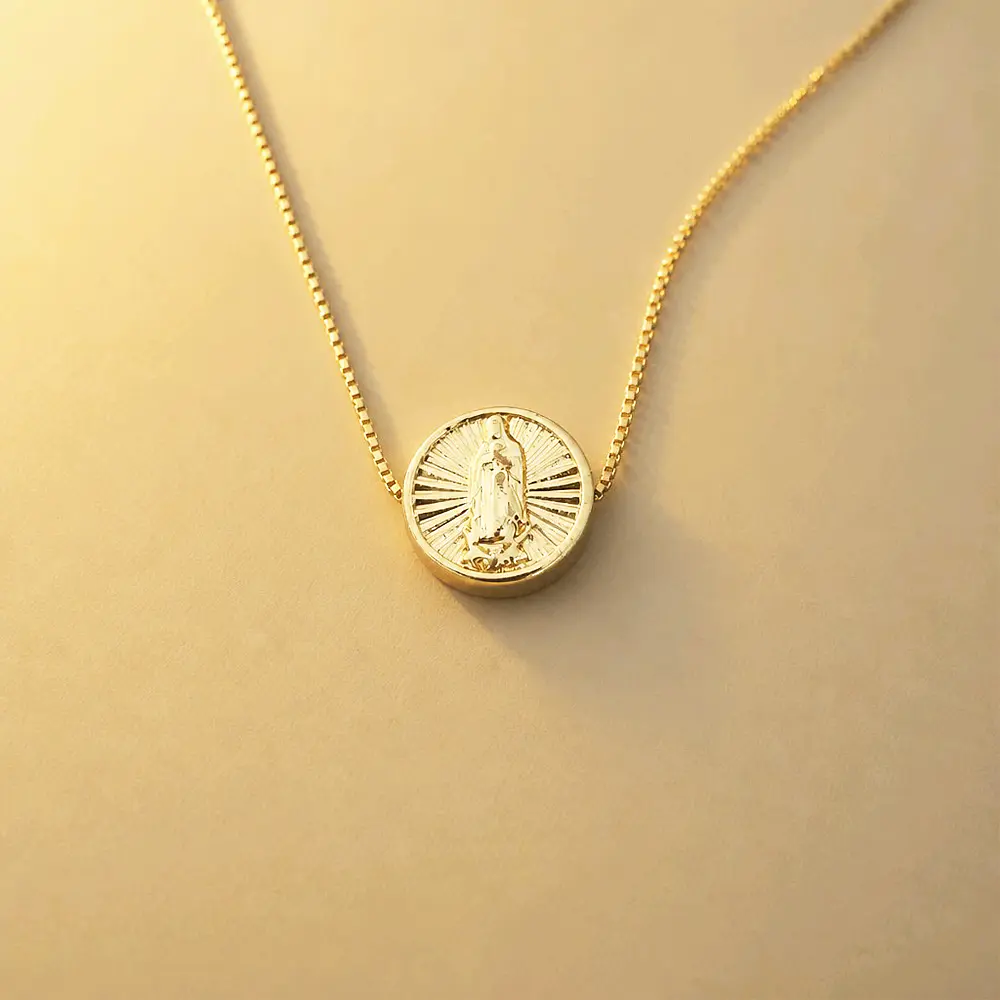 CADENA VIRGEN MEDALLA DORADA