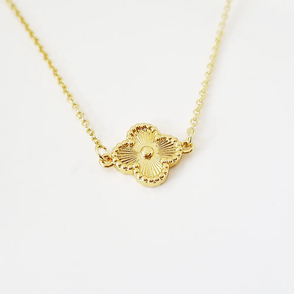CADENA TREBOL DORADO