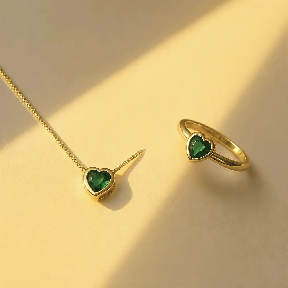 GRATIS LETRA✨SET CADENA Y SORTIJA CORAZON SOLITAIRE VERDE