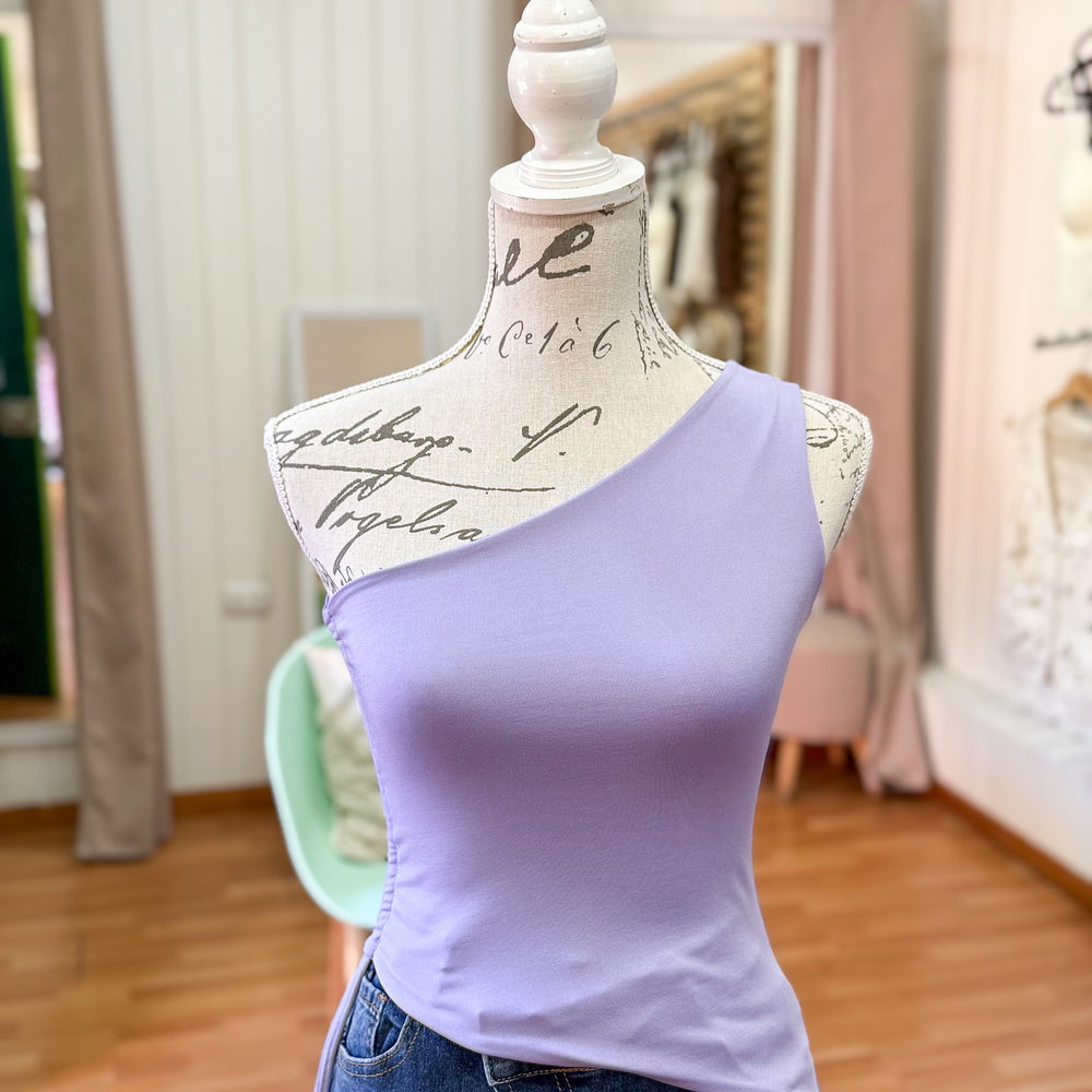 Isadora Top Asimétrico Ajustable Lila 